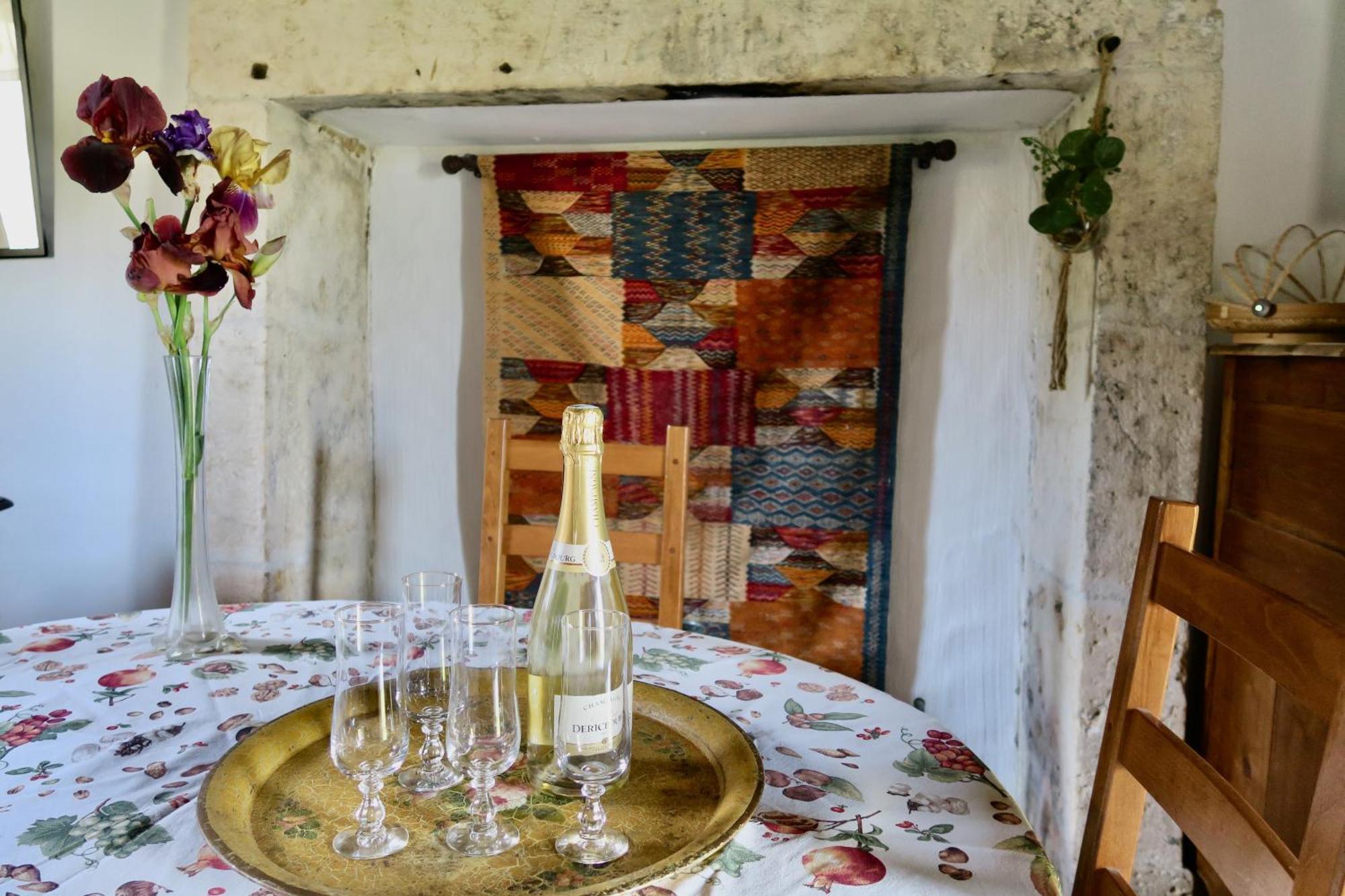 Hauts De Sentelines Sejour Authentique En Pleine Nature Gavaudun Εξωτερικό φωτογραφία